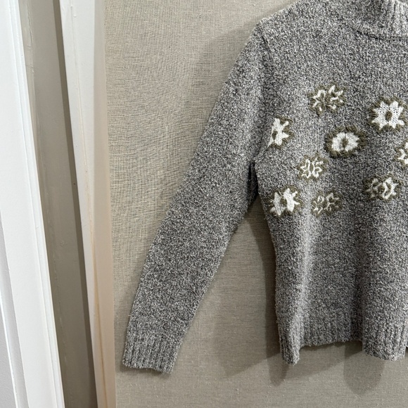 Liz Claiborne LizSport Flower Marled Sweater Medium - Picture 4 of 8